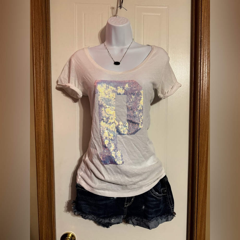 PINK Victoria's Secret White Tee with Iridescent Sequin 'P'